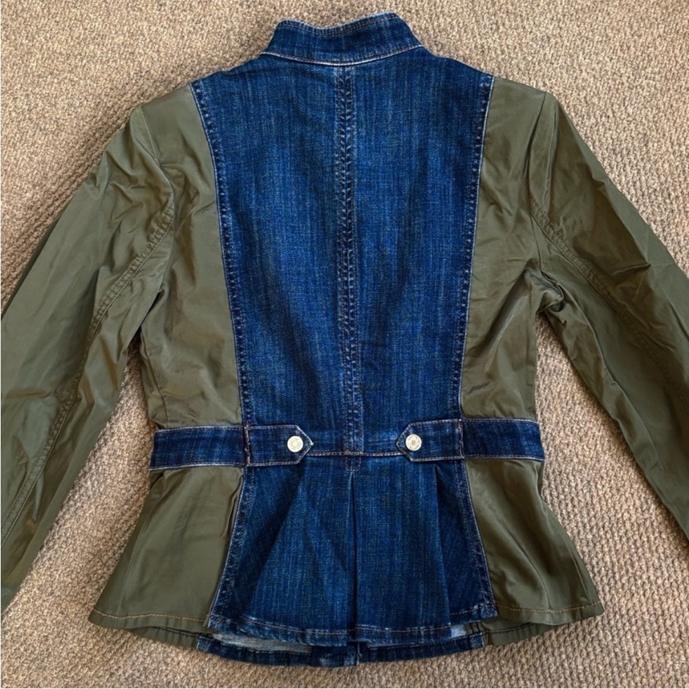 NWT White House Black Market
Novelty Sleeve Trucker Jean Jacket
Size 0 Rtl. $175 - Picture 7 of 10
